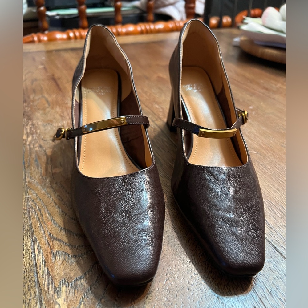 Milo Santori Leather Heels size 40